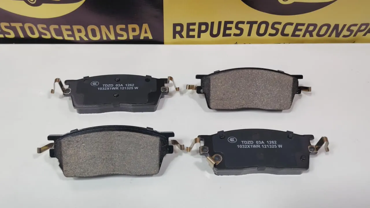 Pastillas de freno delanteras cerámicas, foto 1 de 2